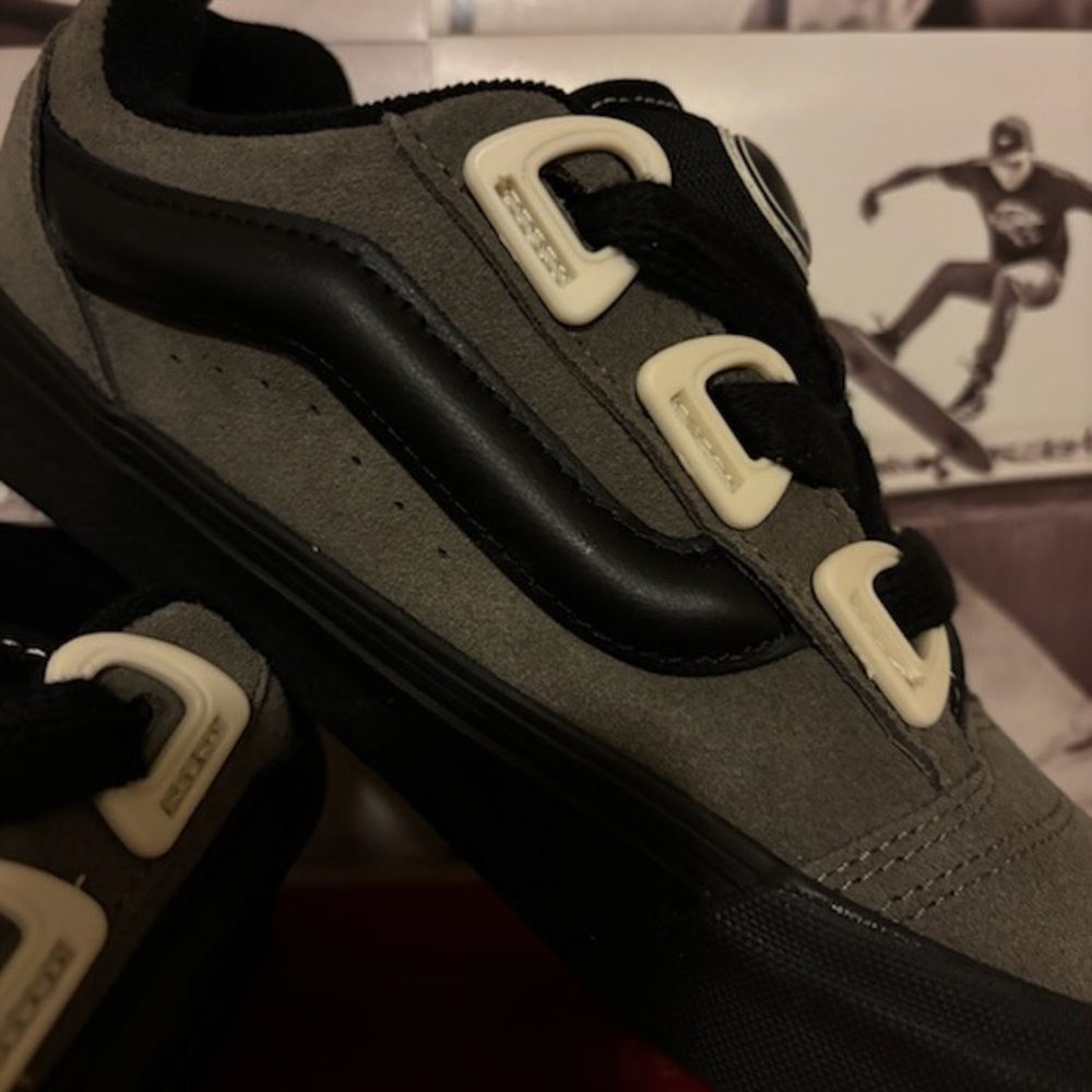 Vans Knu Skool DR sz 7.0 Men 8.5 Woman - Picture 4 of 12